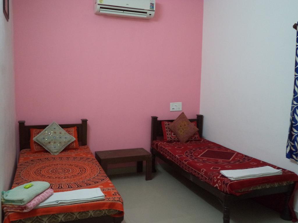 פושקאר Hotel Tulsi Palace מראה חיצוני תמונה